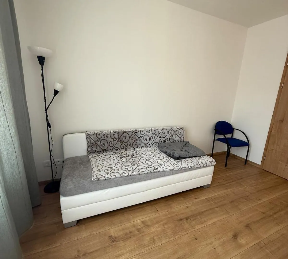 Shining Prague Stay By Rentez Apartment